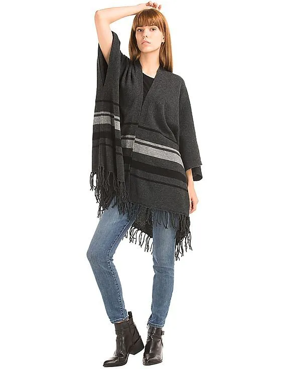 GAP Women Grey Fringe Poncho