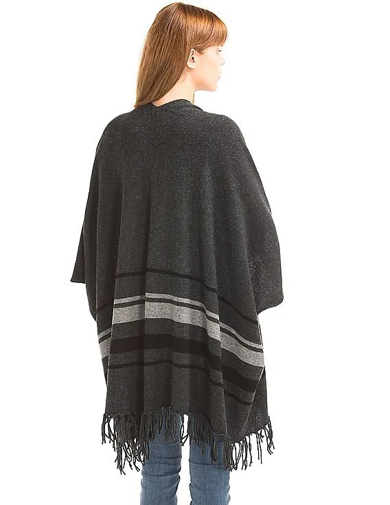 GAP Women Grey Fringe Poncho