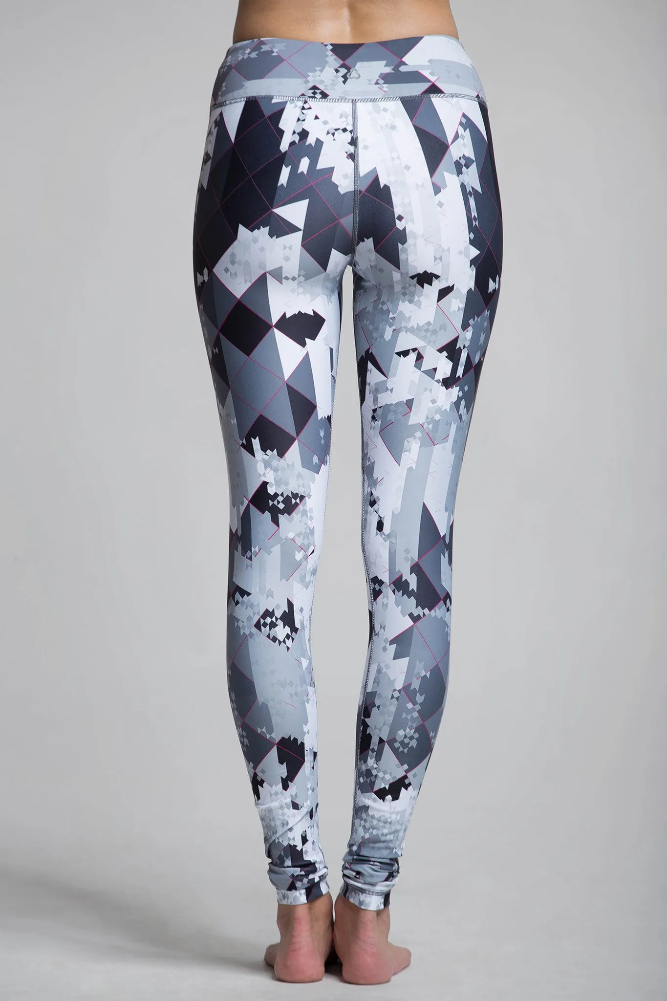 Lucky Mono Pix Graphic Leggings