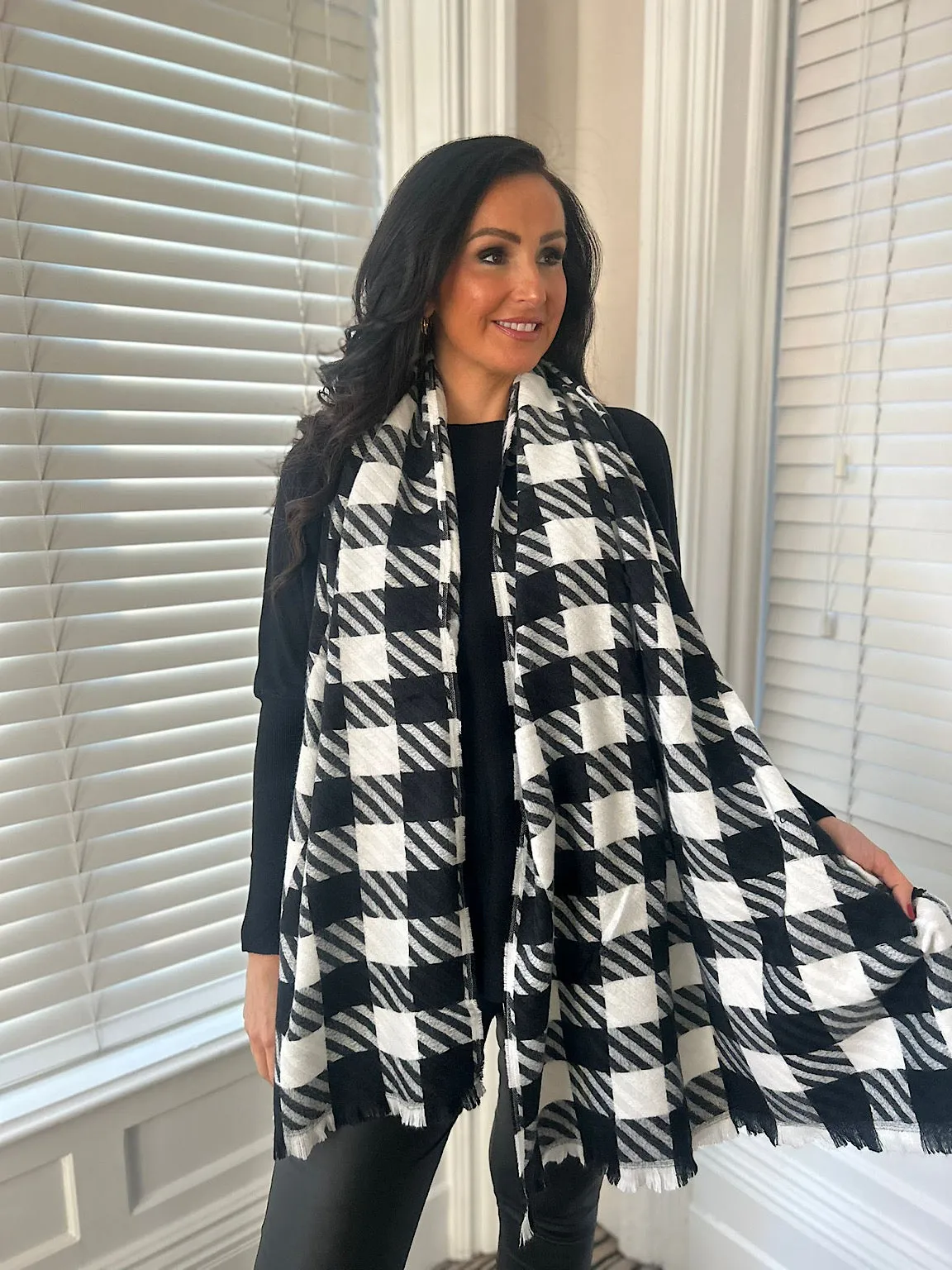 Monochrome Checked Scarf