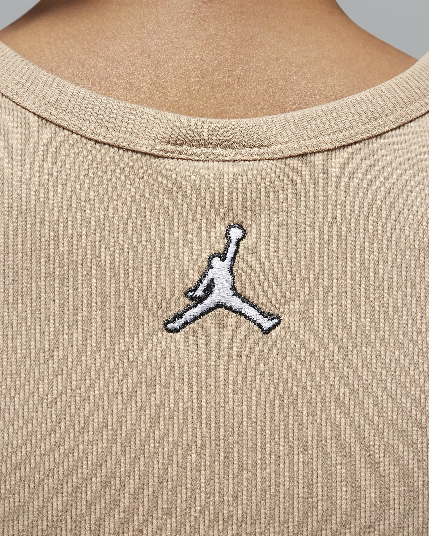 Nike  |Crew Neck Street Style Plain Logo Loungewear Cropped Tops