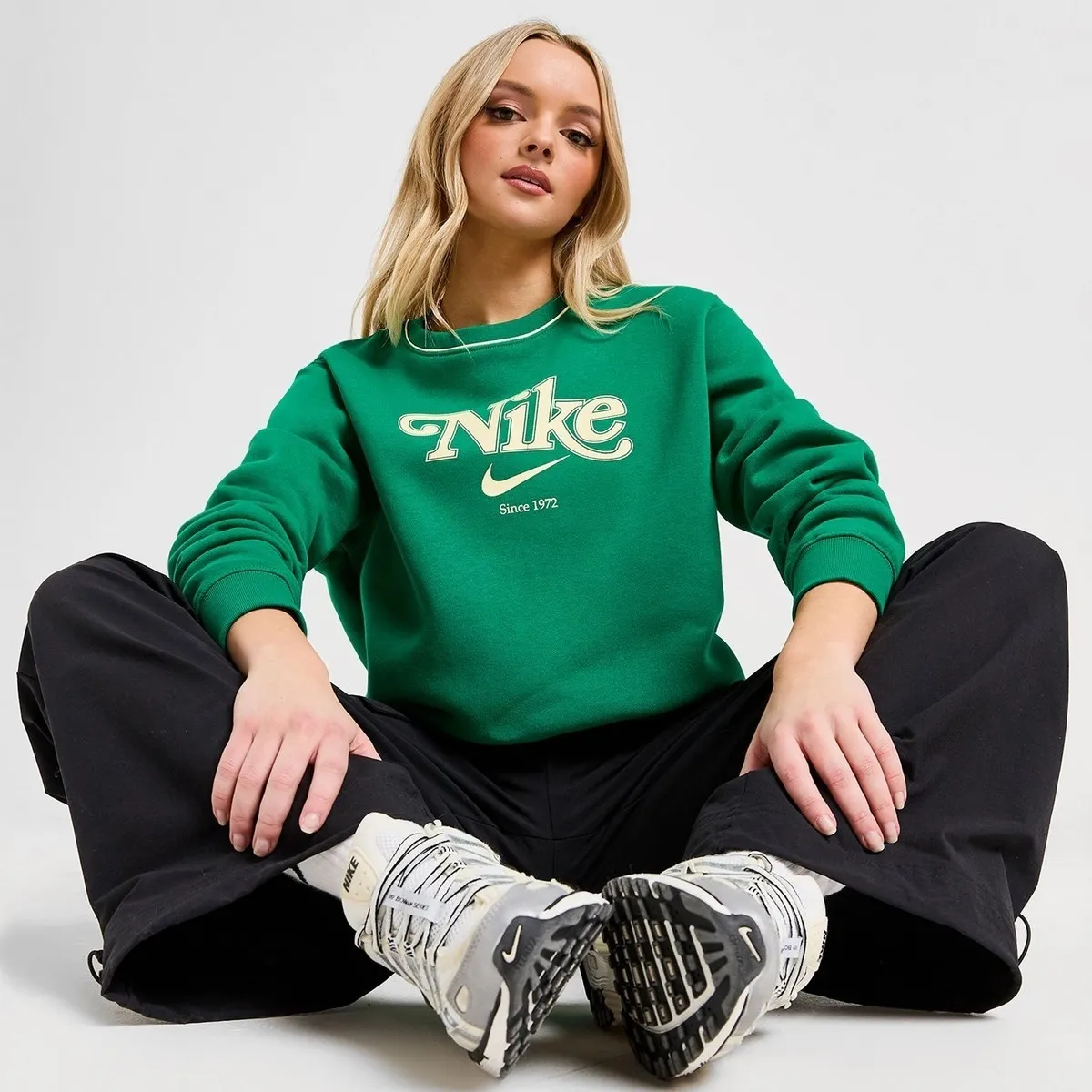 Nike  |Crew Neck Unisex Sweat Blended Fabrics Long Sleeves Plain