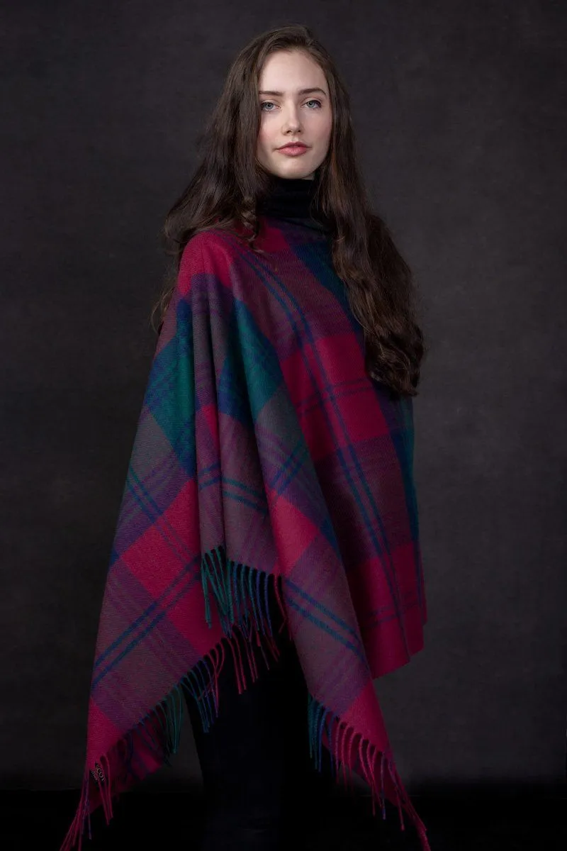 Tartan Poncho (Lindsay)