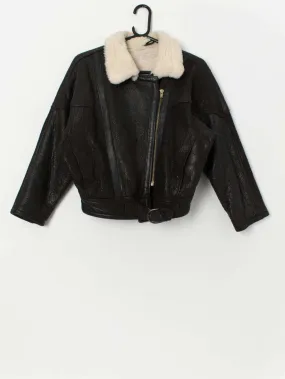 Vintage black leather jacket with faux fur lining – Small / Medium