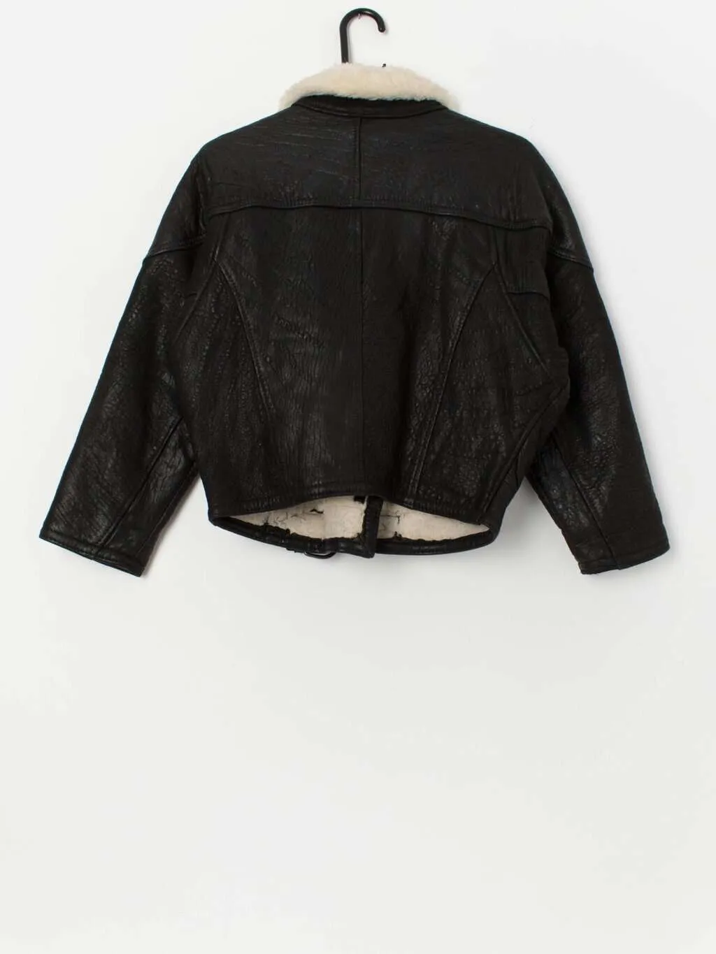 Vintage black leather jacket with faux fur lining – Small / Medium